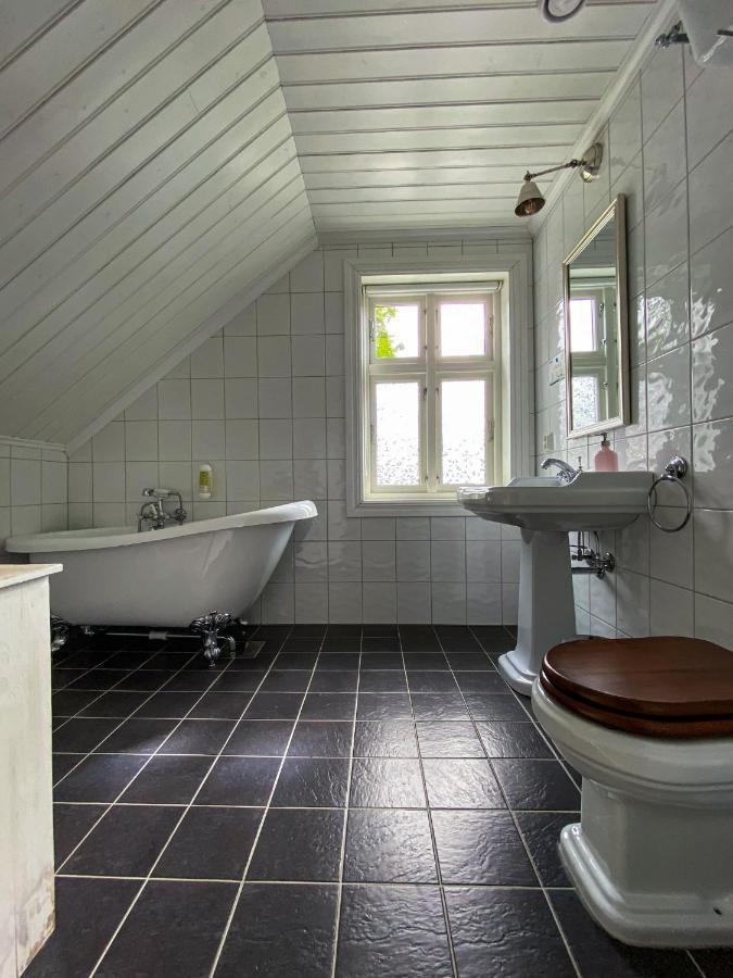 Haaheim Gaard Hotell Uggdal Exteriör bild