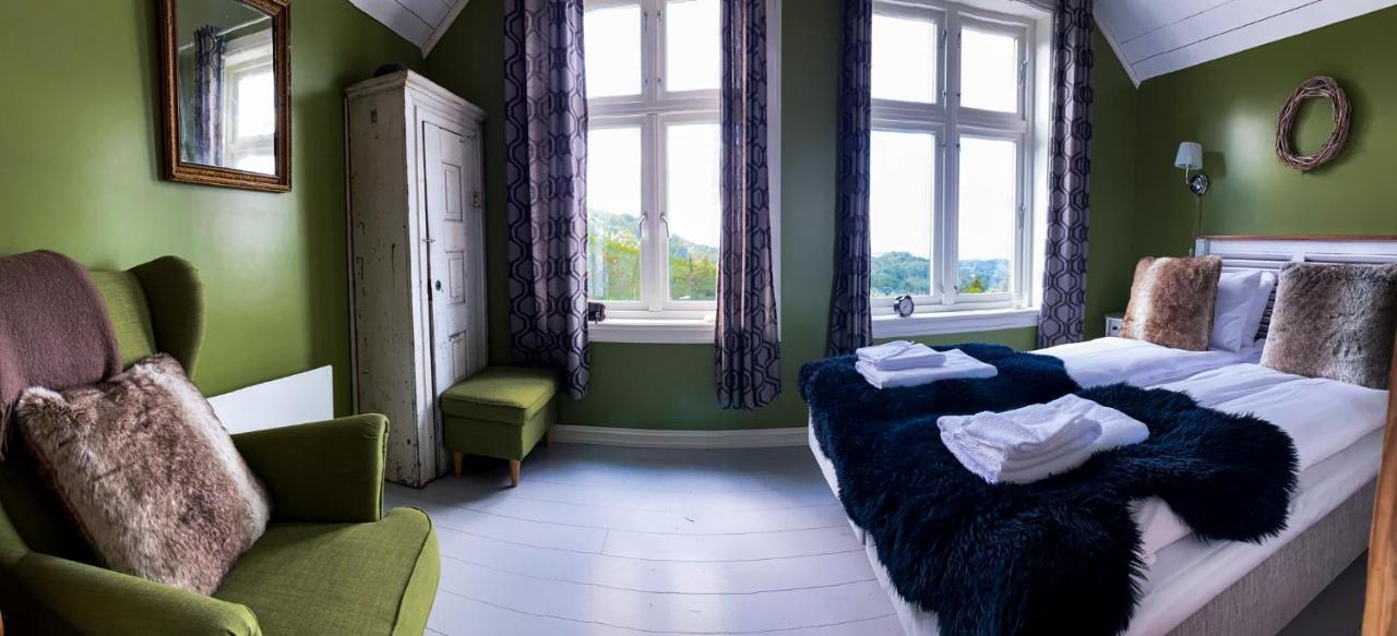 Haaheim Gaard Hotell Uggdal Exteriör bild
