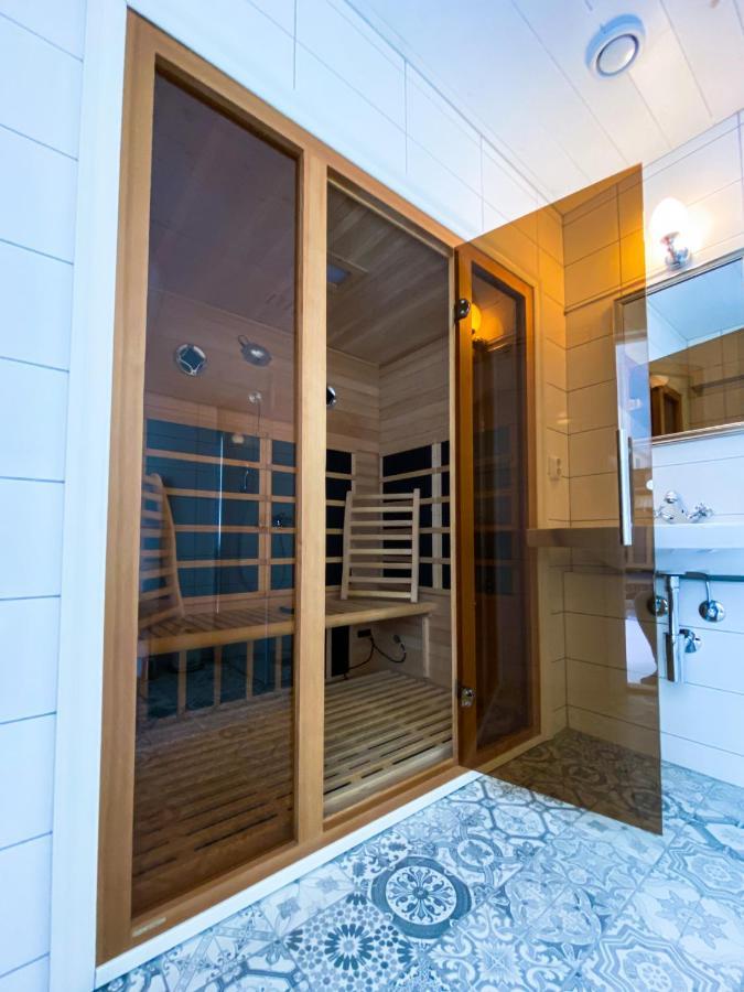 Haaheim Gaard Hotell Uggdal Exteriör bild